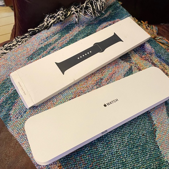 Brand new Apple Watch sports band, medium large size - Picture 3 of 4